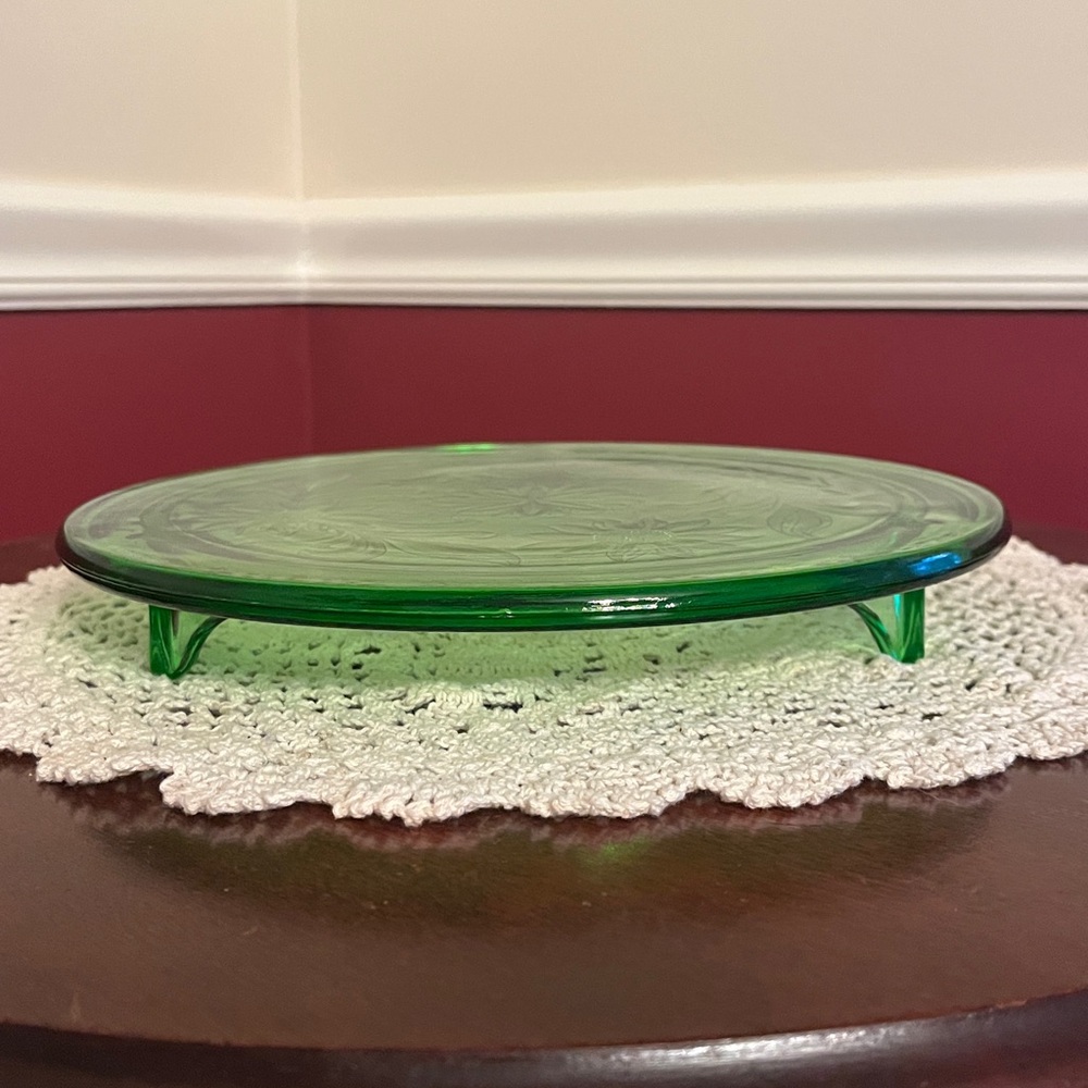 Vintage Jeanette sunflower cake plate - Picture 2 of 7